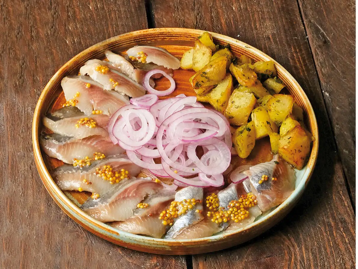 Сельдь с картофелем