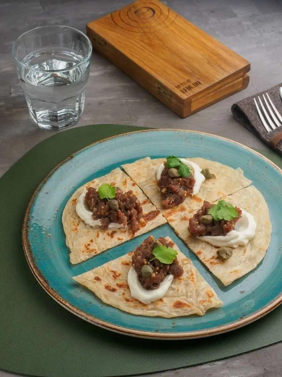 Лепешка Роти с тар-таром из говядины, 190г