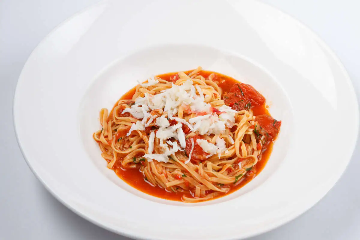 Паста алла китара с крабами