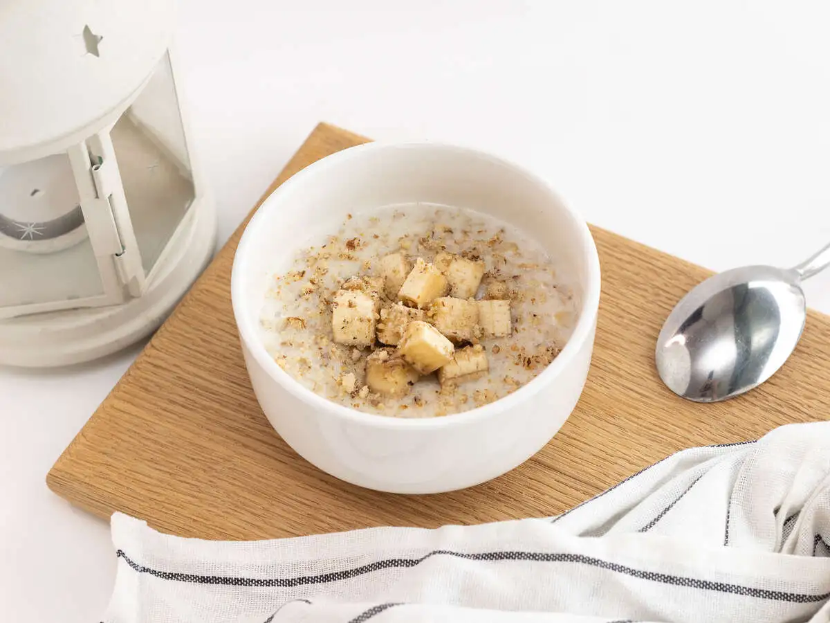 Овсяная каша с бананом