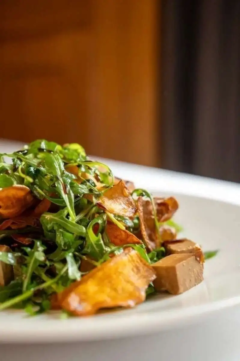 РУККОЛА С ТОФУ И БАТАТОМ