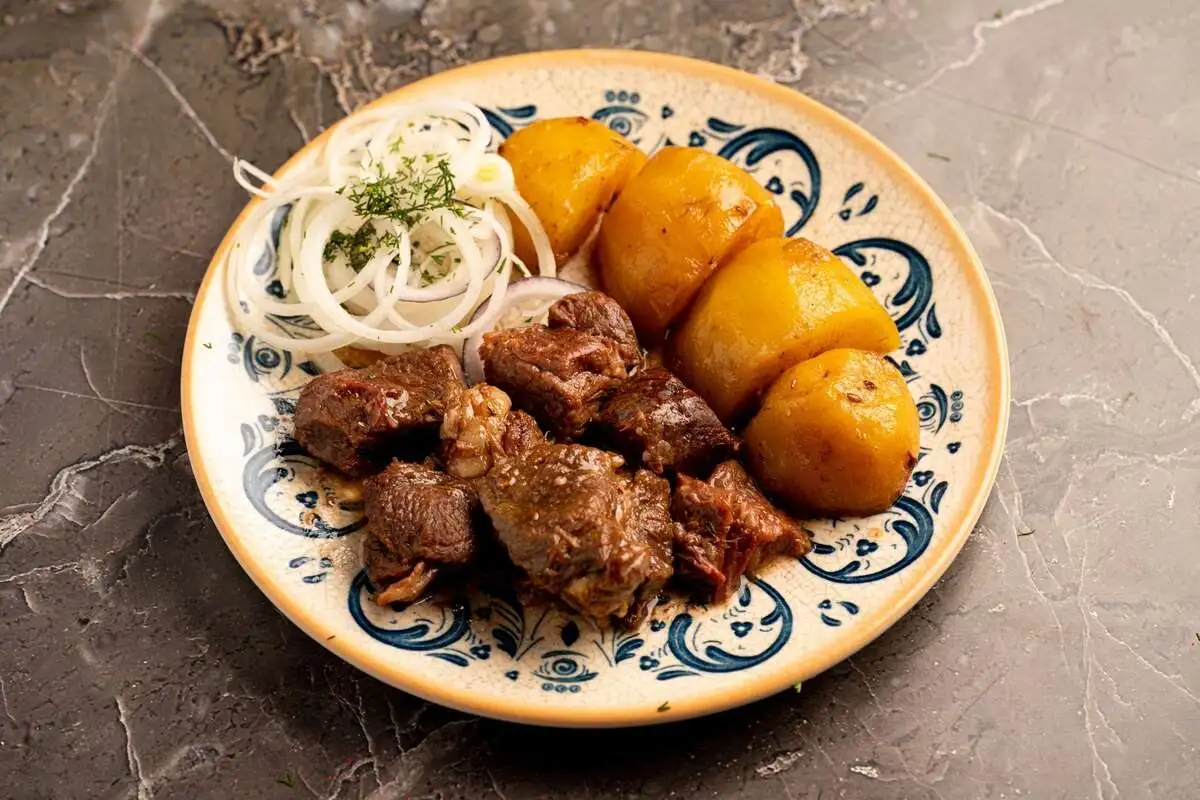 Казан-кебаб говядина