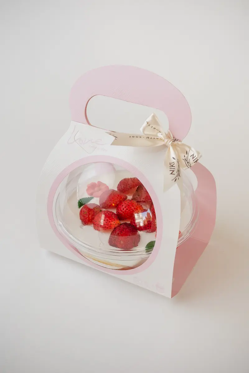 Трайфл йогурт с клубникой 