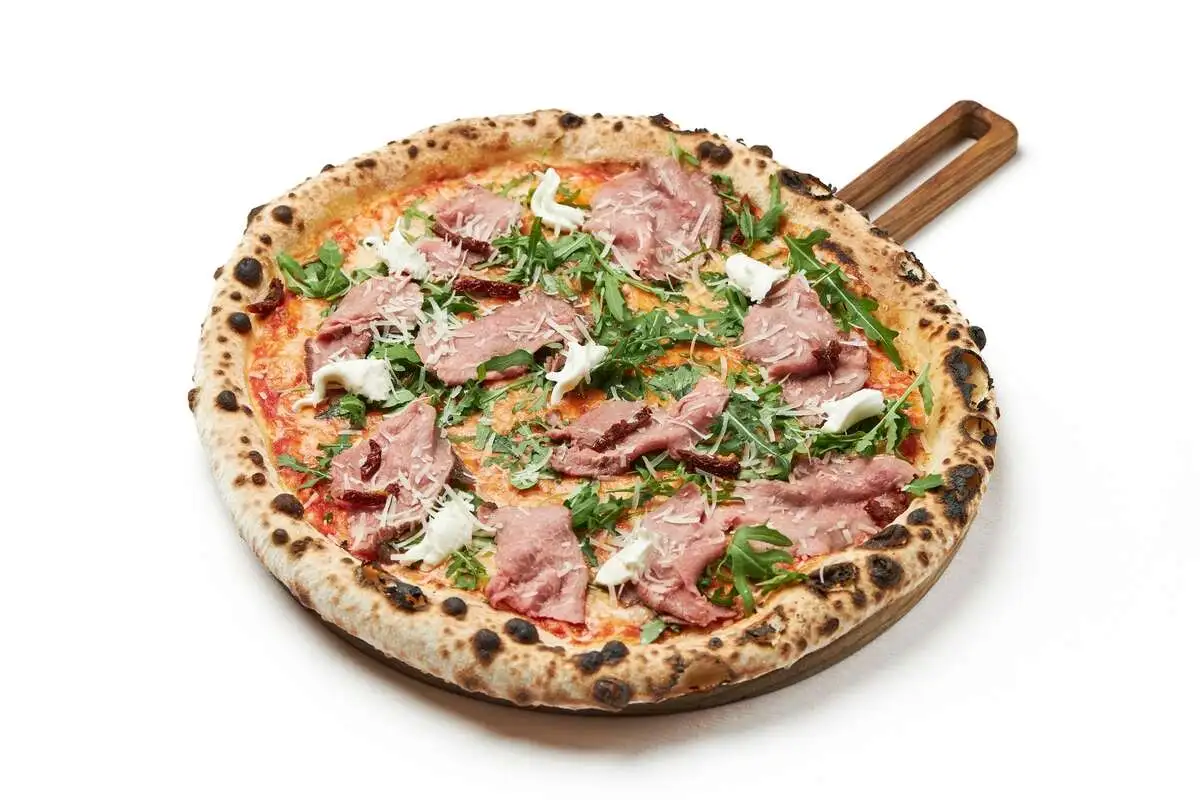 Пицца Ростбиф / вяленые томаты