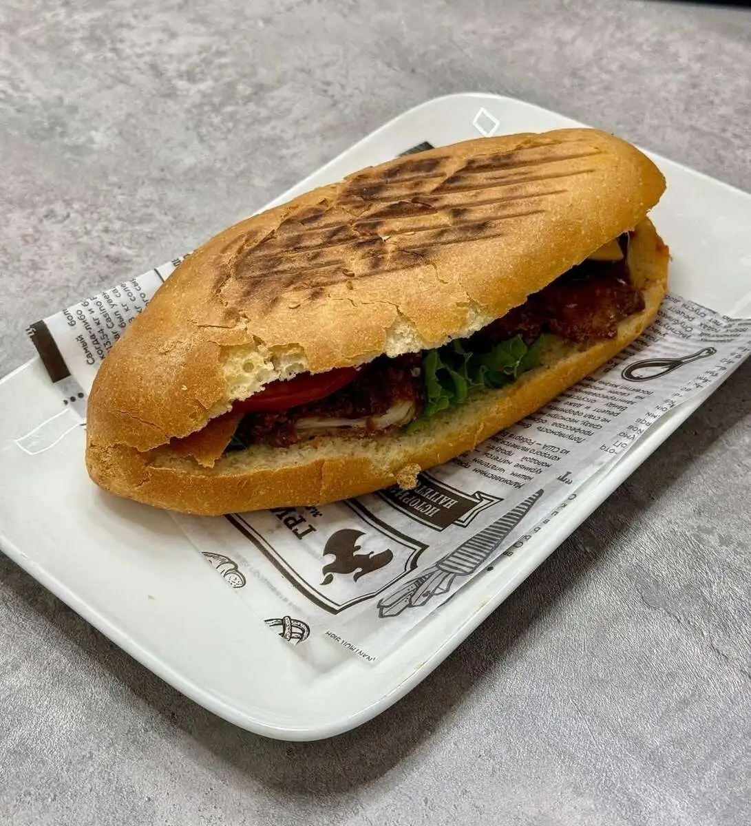 Сэндвич с наггетсами 