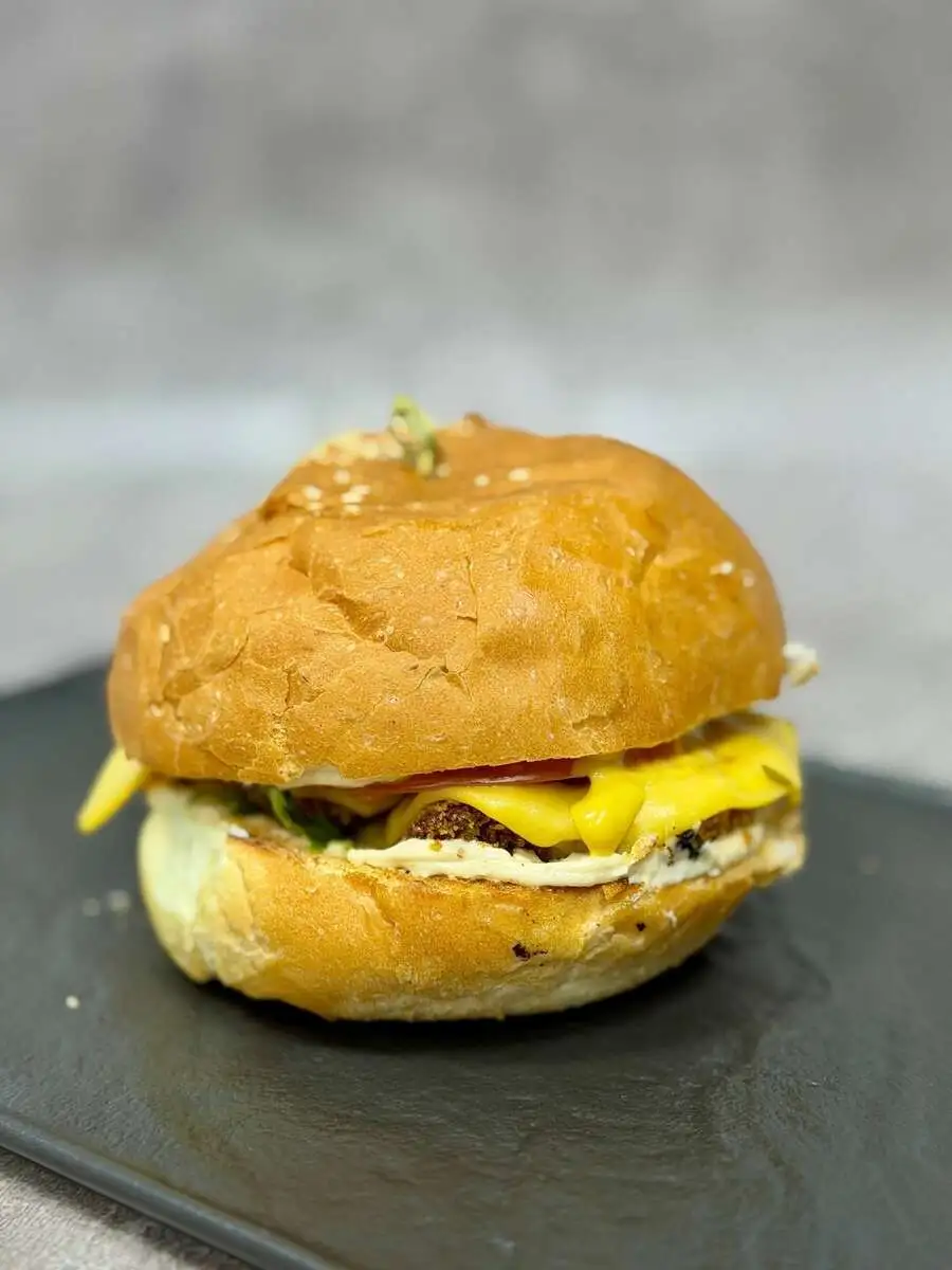 Бургер с наггетсами