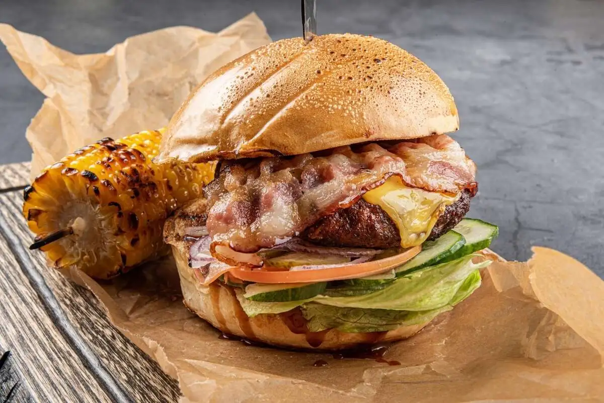 Бургер с говядиной