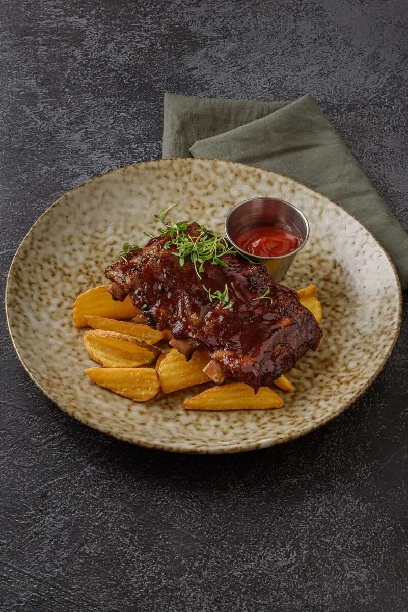 Ребра Барбекю с картофелем