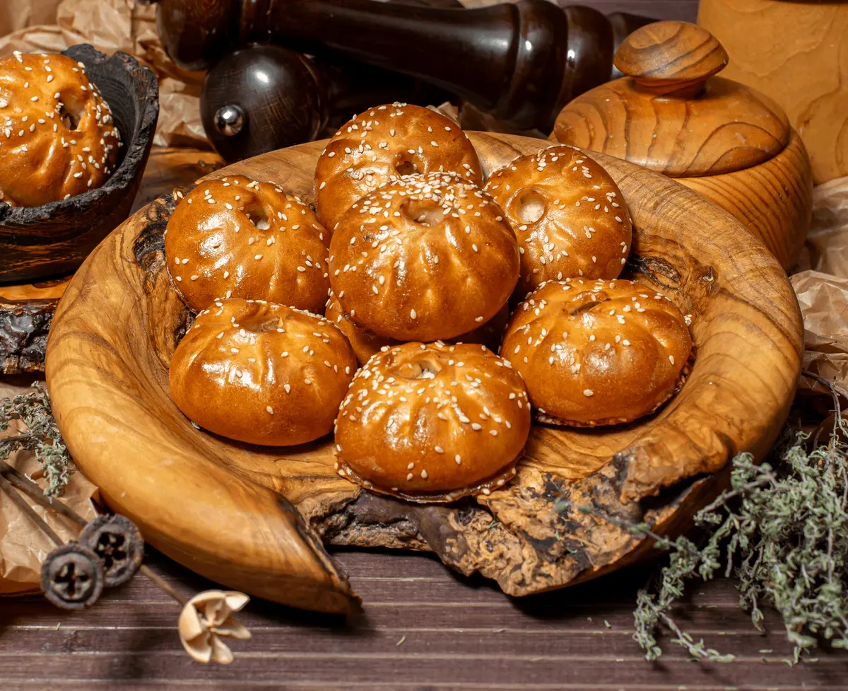 Пирожки с курицей и сыром