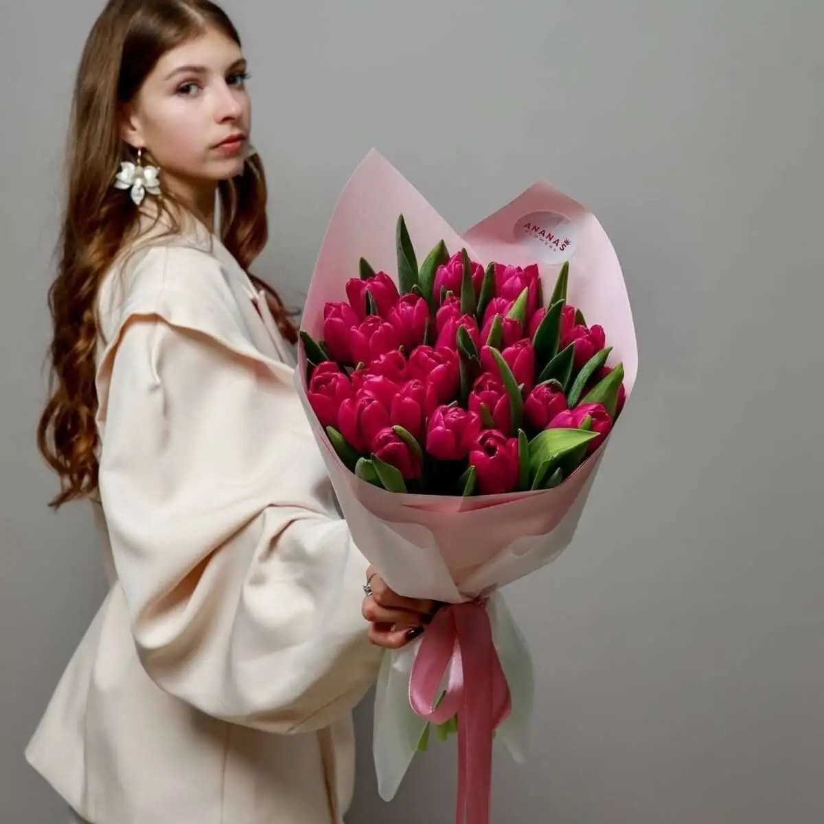 Монобукет из 25 малинового тюльпана