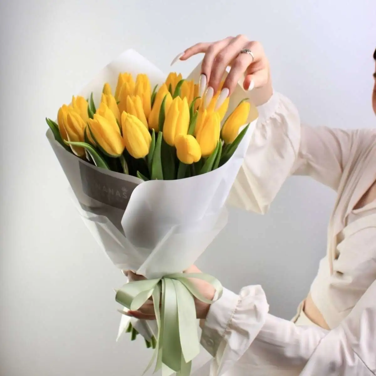 Монобукет из 25 желтых тюльпанов