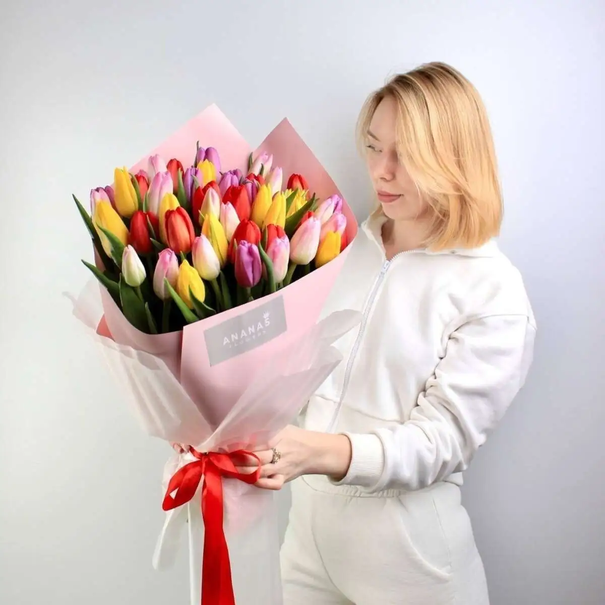 Монобукет из 51 тюльпана микс 