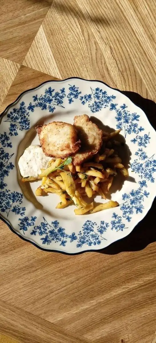 Котлеты щучьи с жареной картошкой