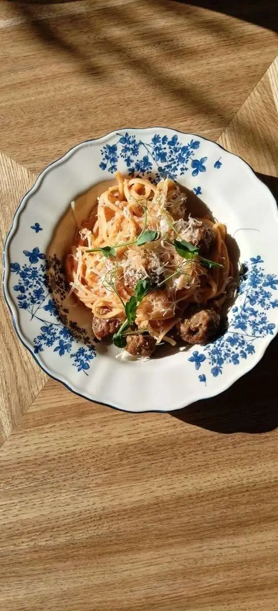 Паста с фрикадельками