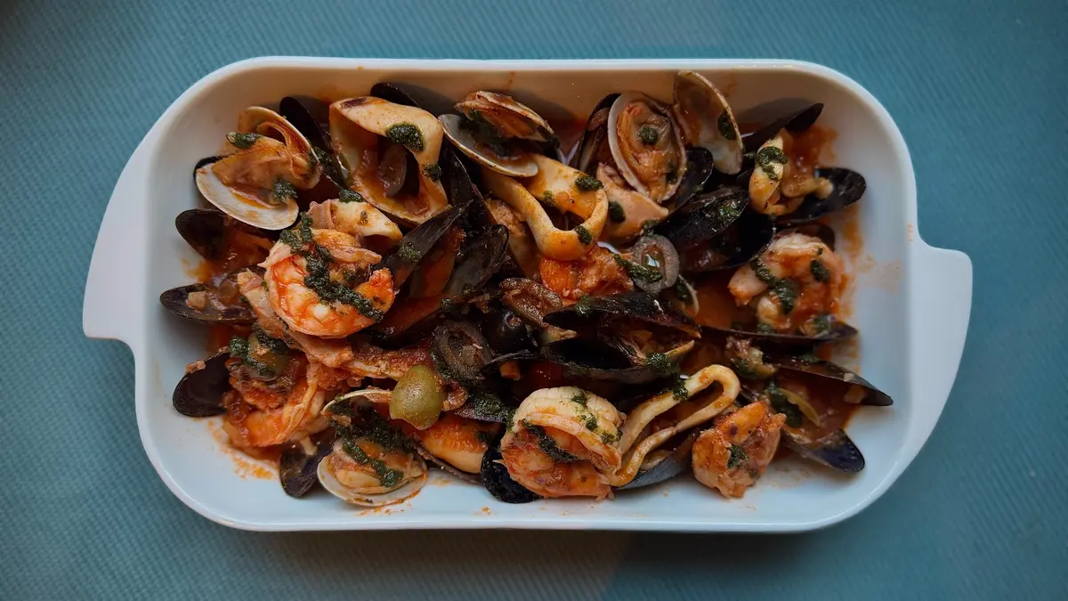 Большое соте из морепродуктов