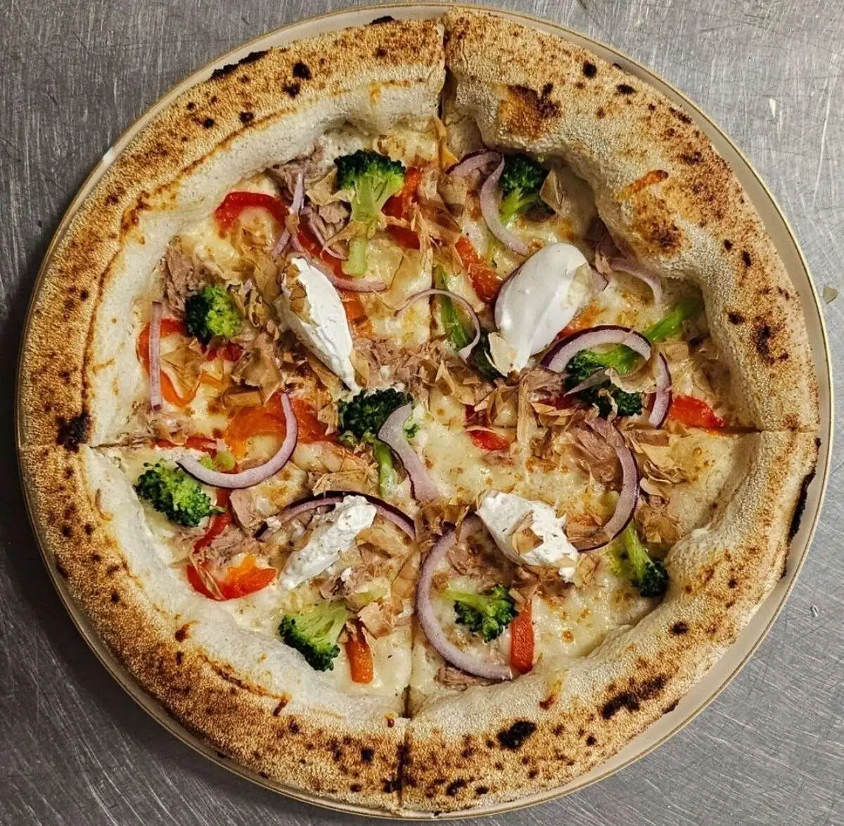 Пицца с тунцом и брокколи 30см