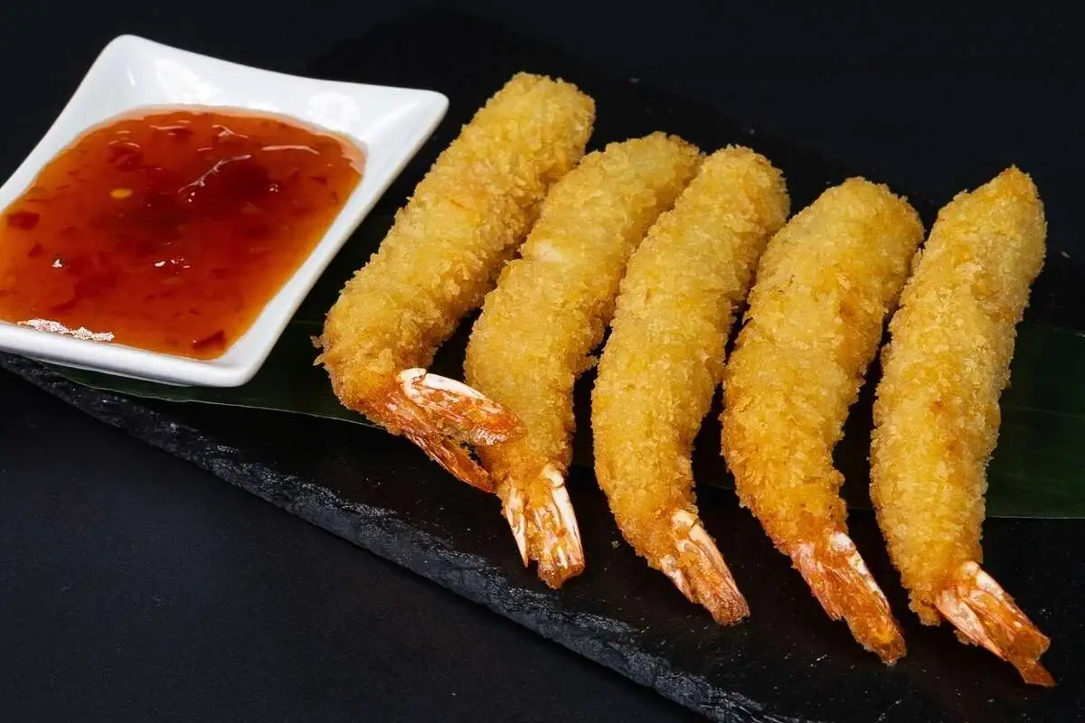 КРЕВЕТКИ ТЕМПУРА С СОУСОМ СЛАДКИМ ЧИЛИ