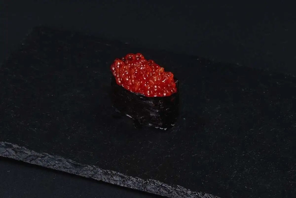 суши КРАСНАЯ ИКРА