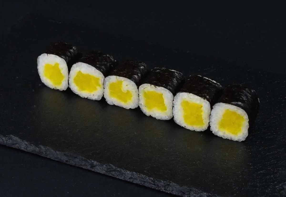 ролл нори маки ДАЙКОН