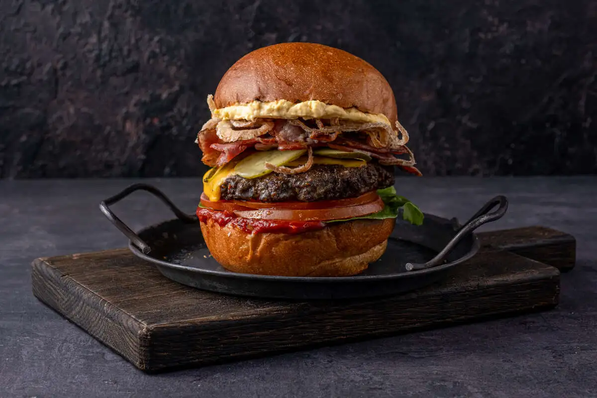 Буковски Бургер