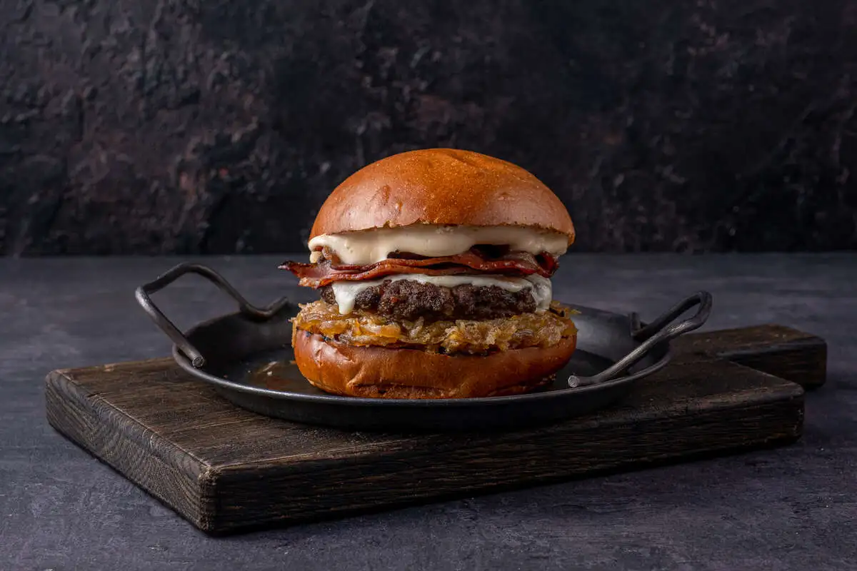 Слезы Чиполлино Бургер