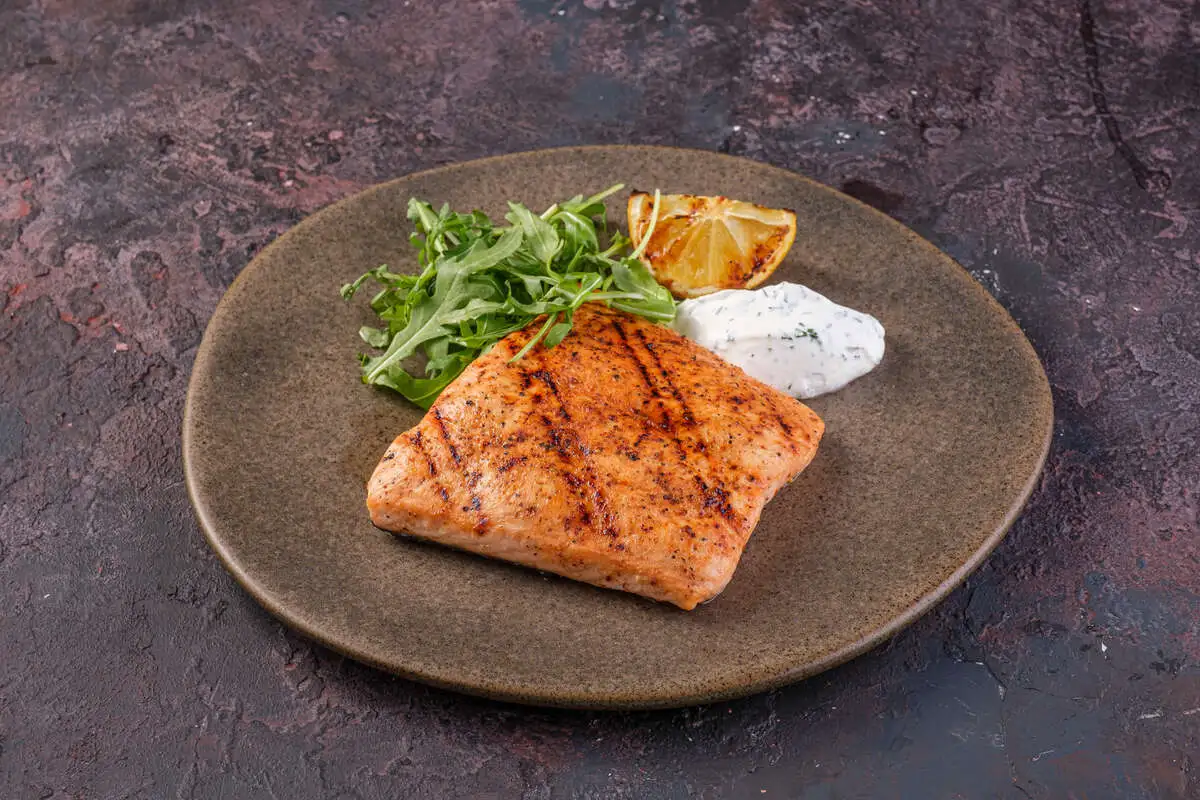 Стейк из лосося