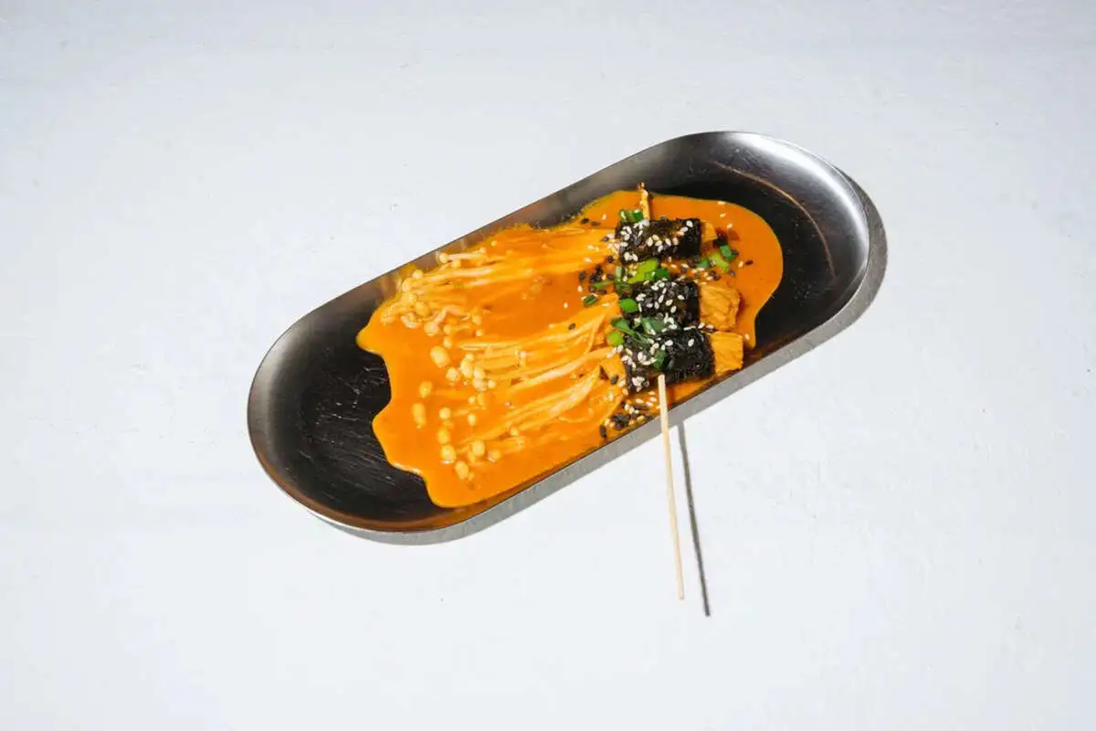 Эноки с беконом 