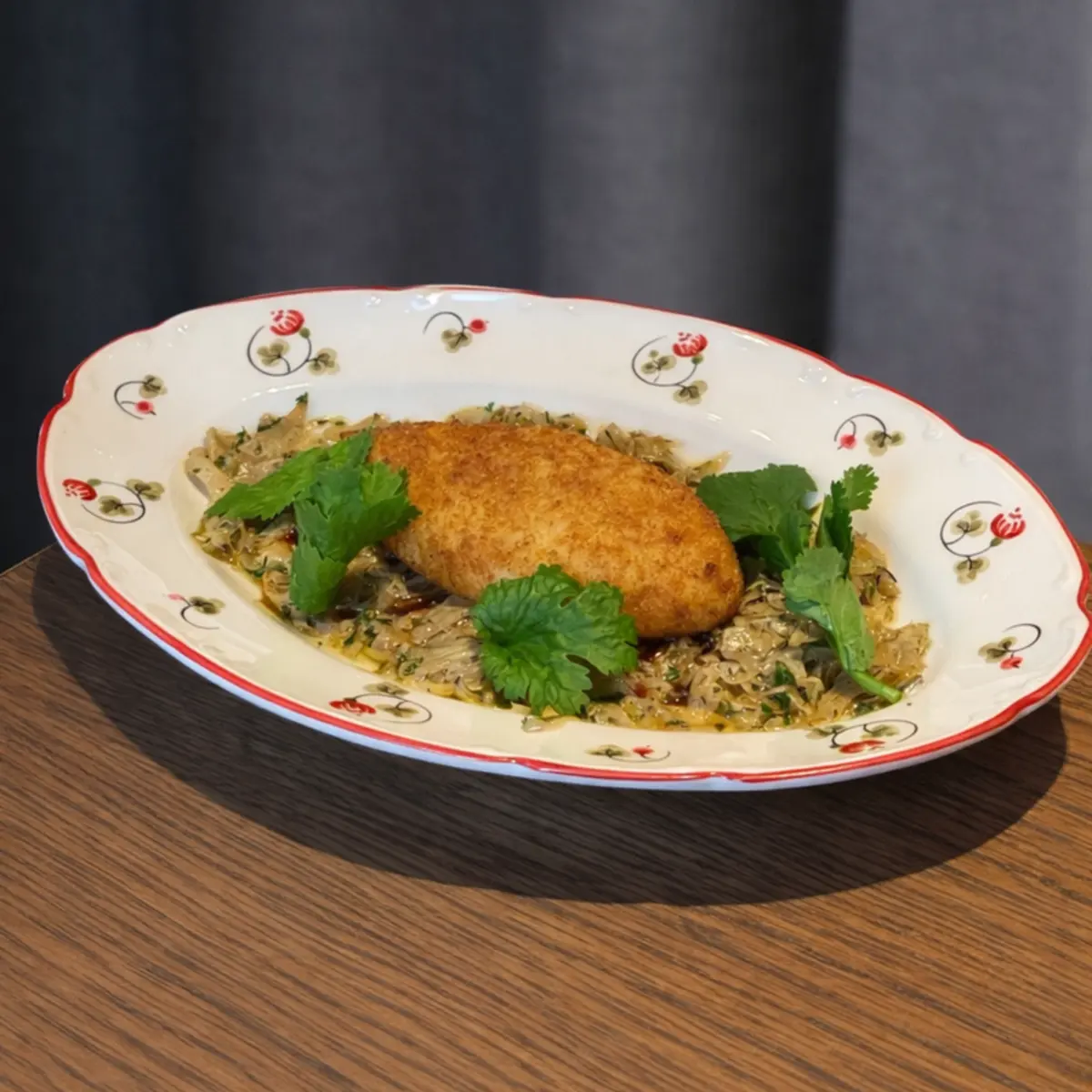 Котлета из щуки с капустным соте