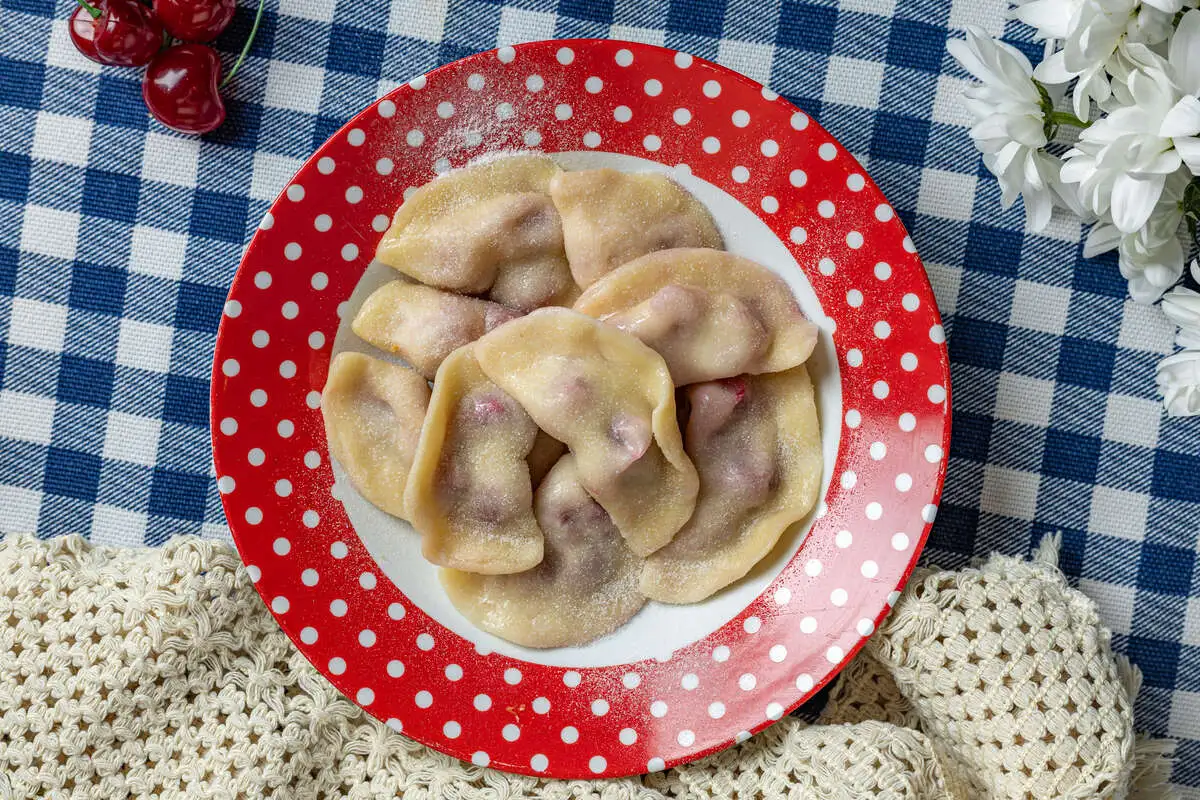 Вареники с вишней