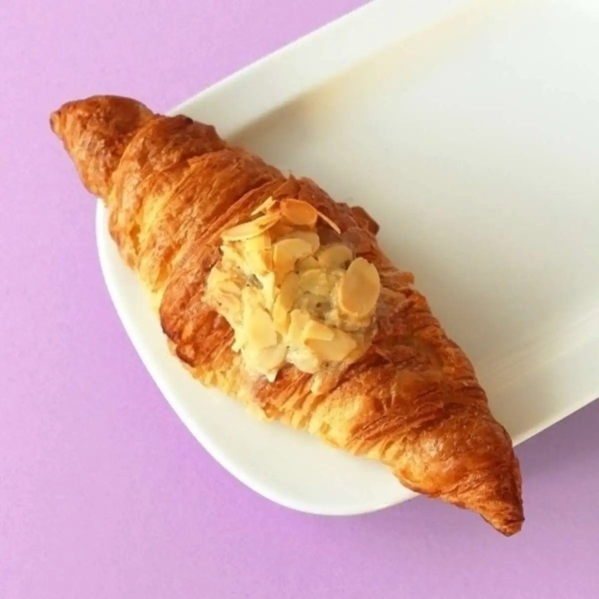 Круассан с Миндалем