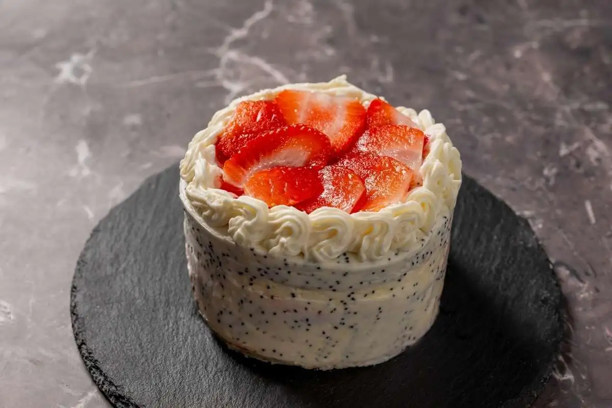 Бенто-торт Клубника со сливками