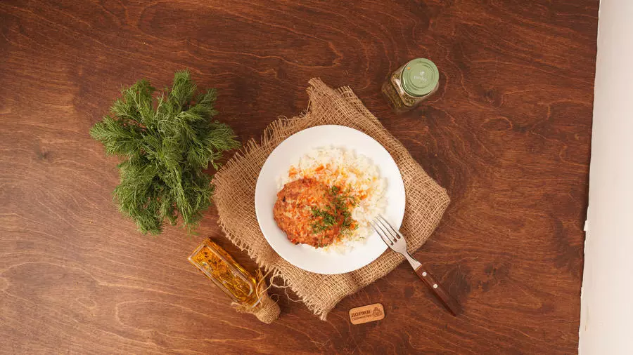 Д-Горячее блюдо "Котлета куриная с рисом"