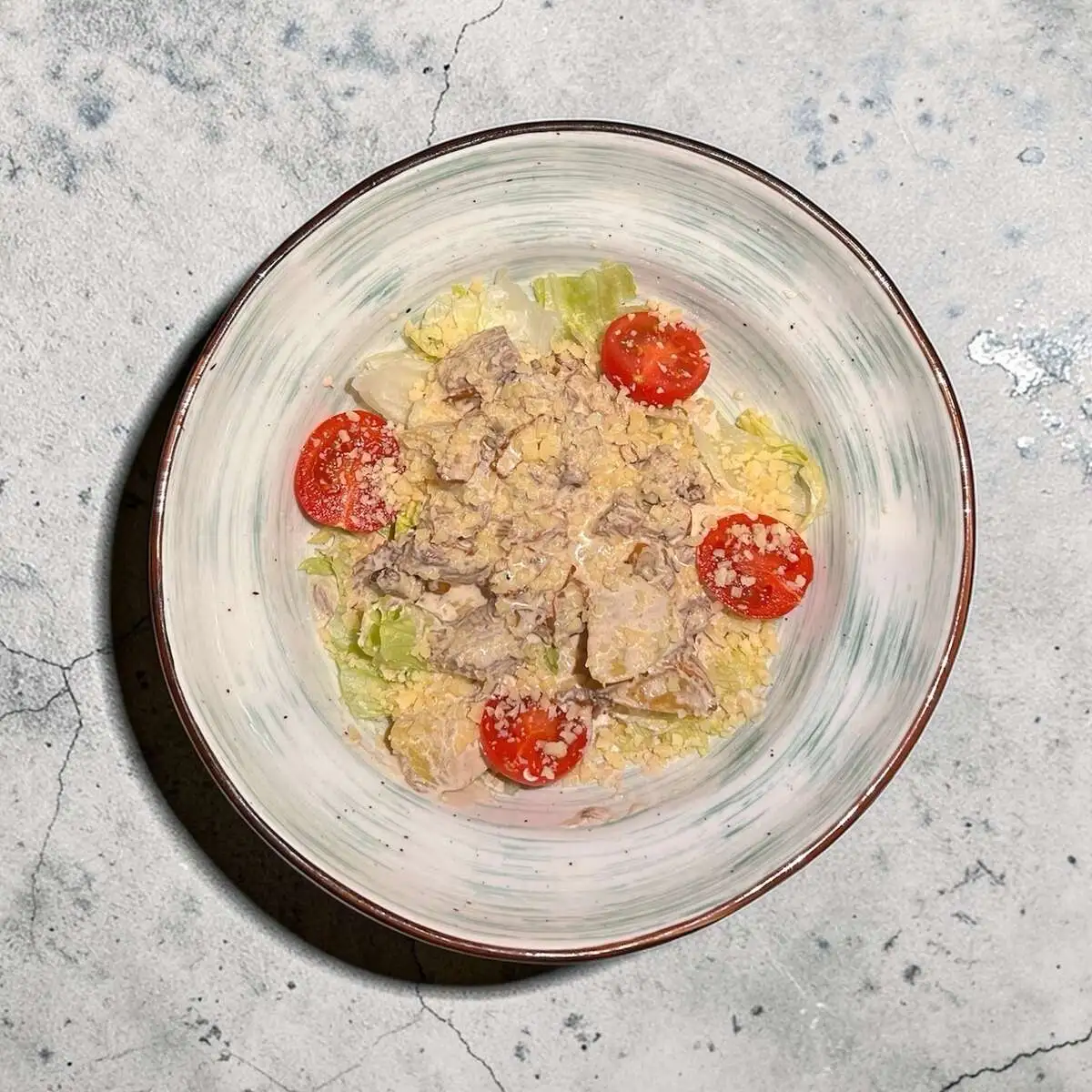 Теплый салат с говядиной