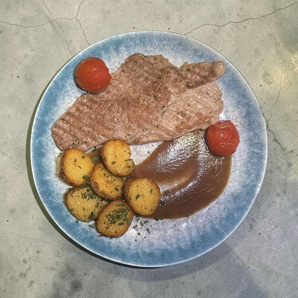 Свиная шейка гриль с азиатским соусом