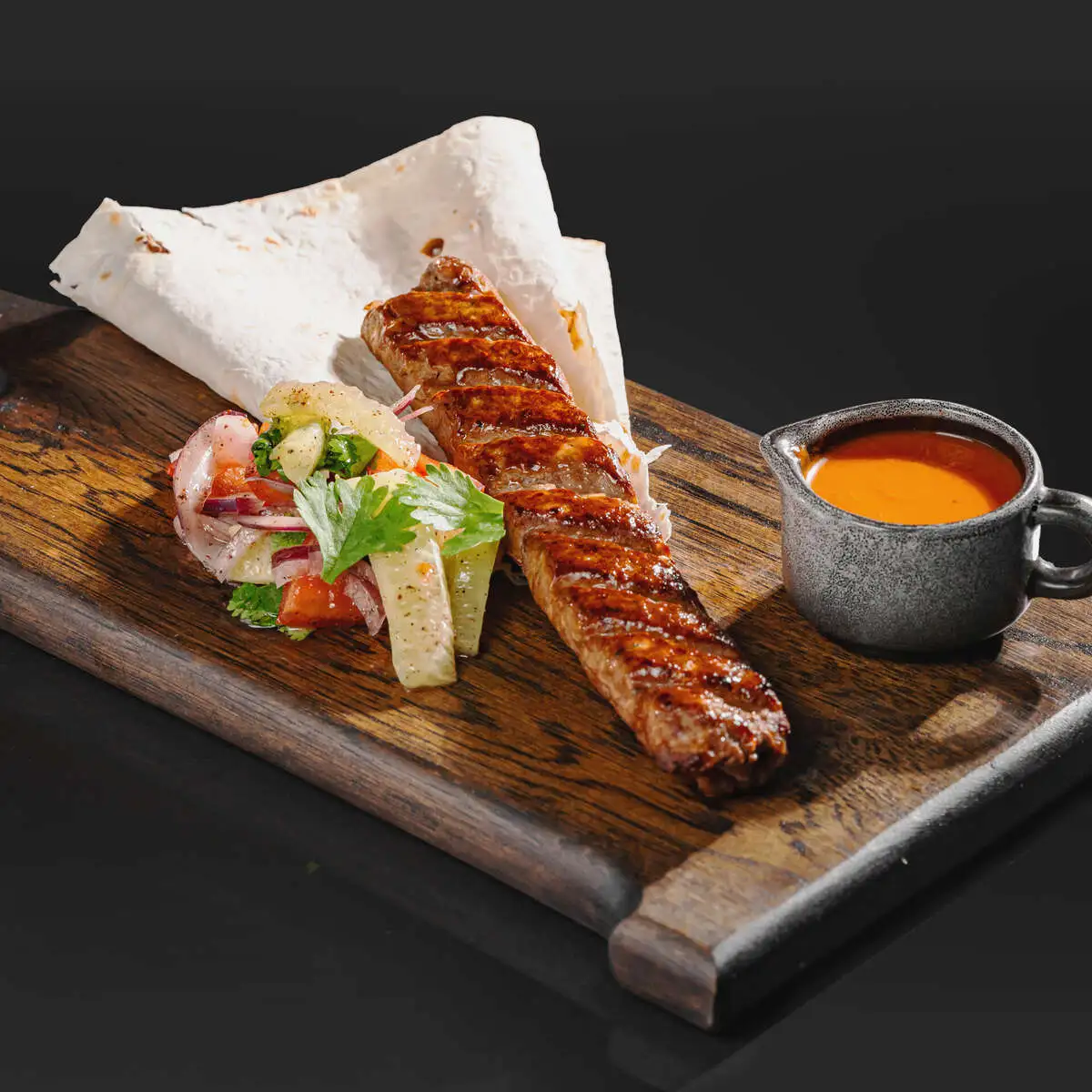 ЛЮЛЯ-КЕБАБ ИЗ ГОВЯДИНЫ И СВИНИНЫ КЛАССИЧЕСКИЙ