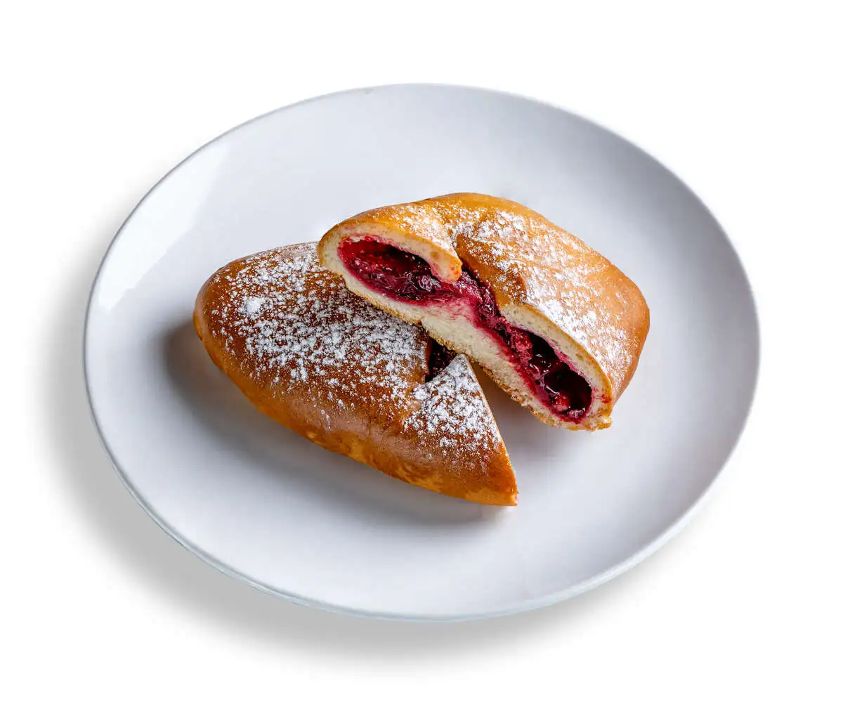 Пирожок "Вишня" 