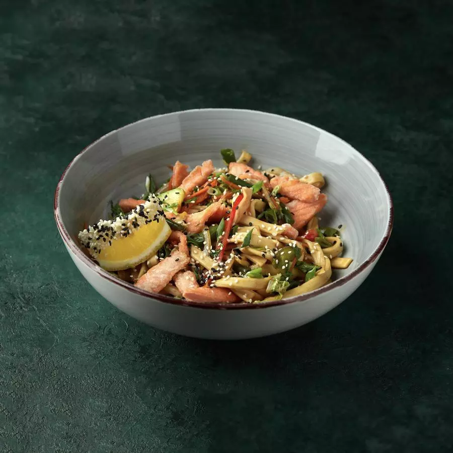 Лосось в устричном соусе 