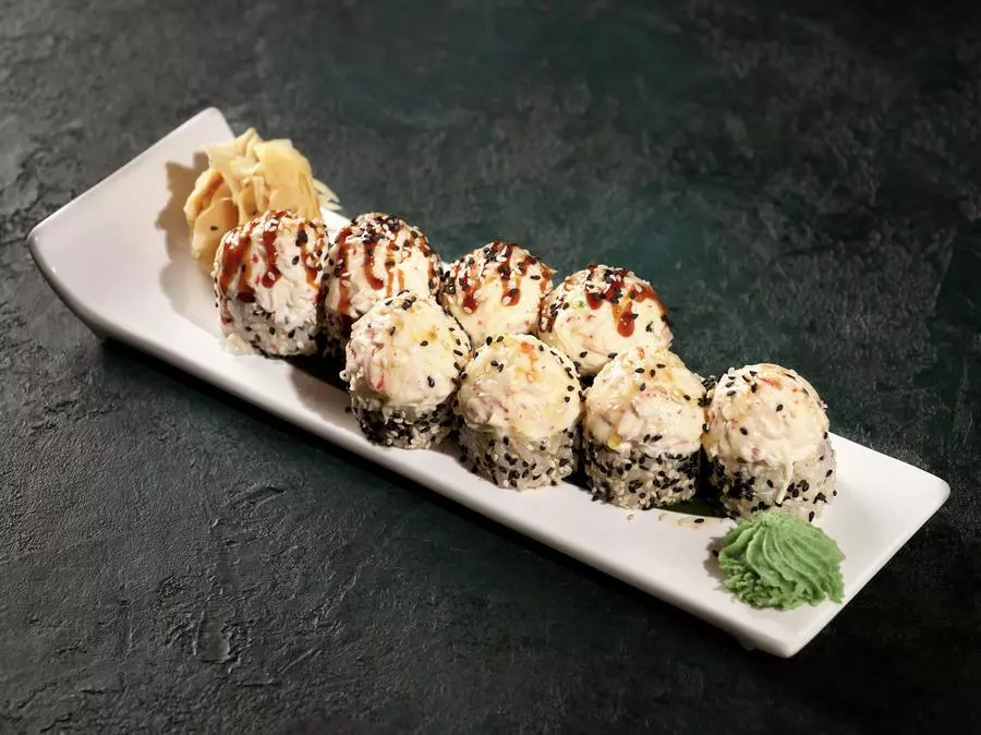 Запеченный с угрем и крабом