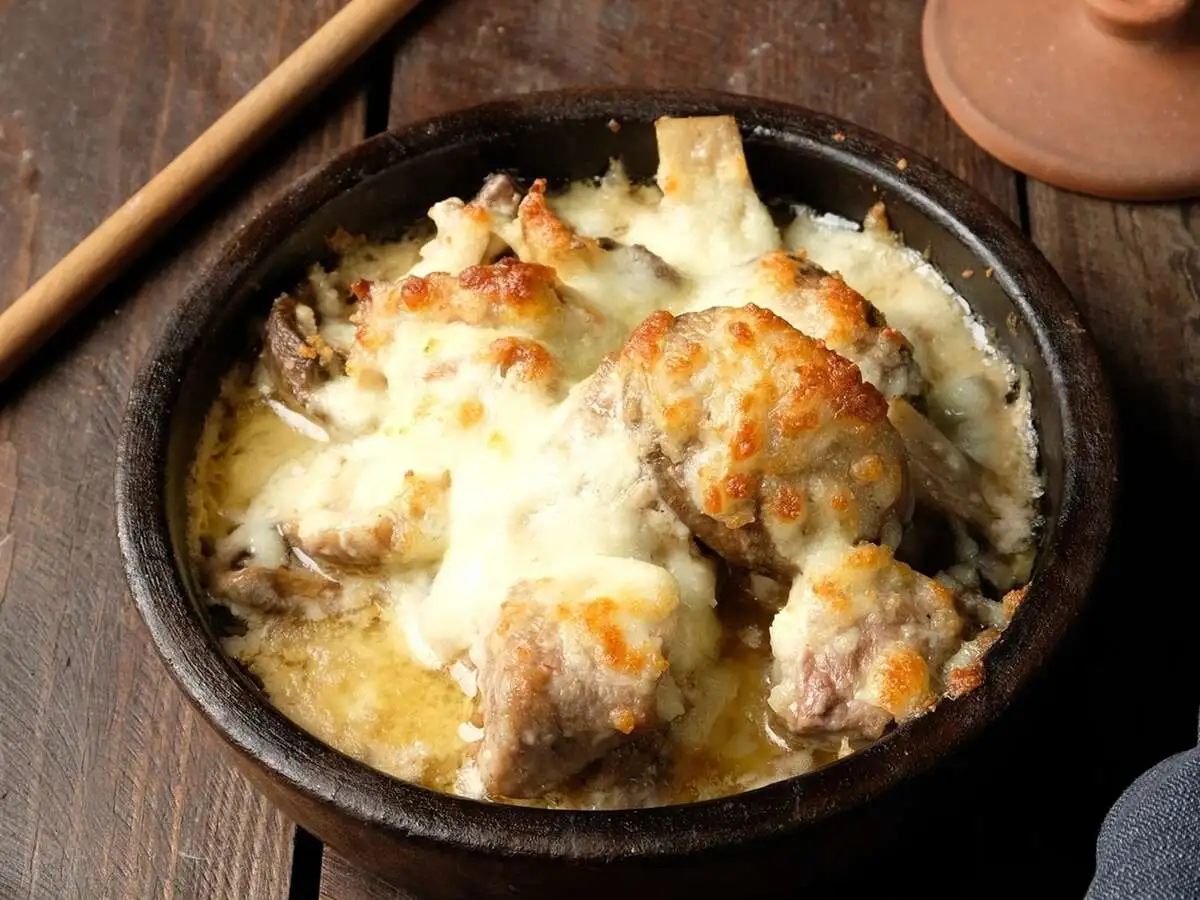 Картули Сачмели со свининой