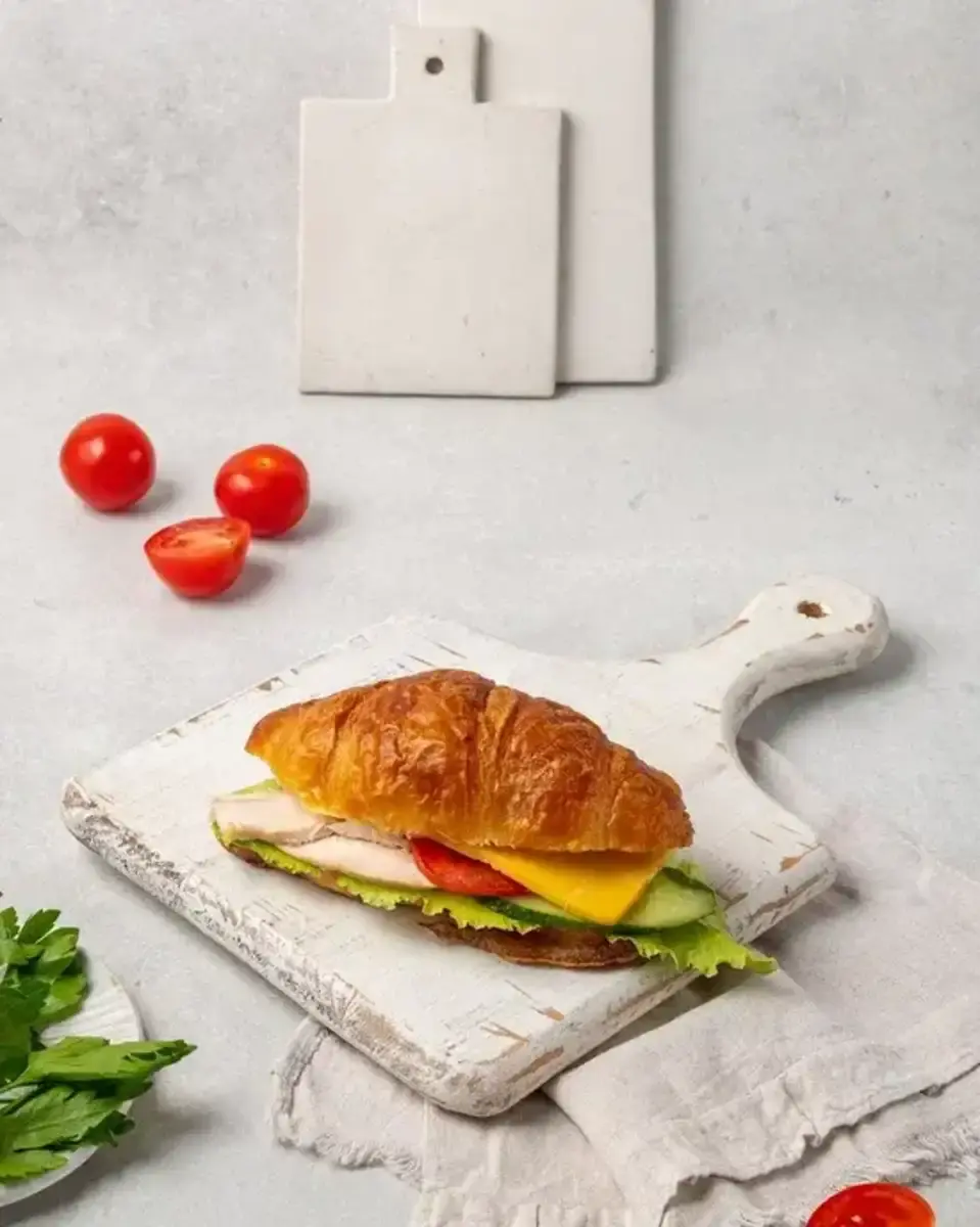 Круассан Цезарь