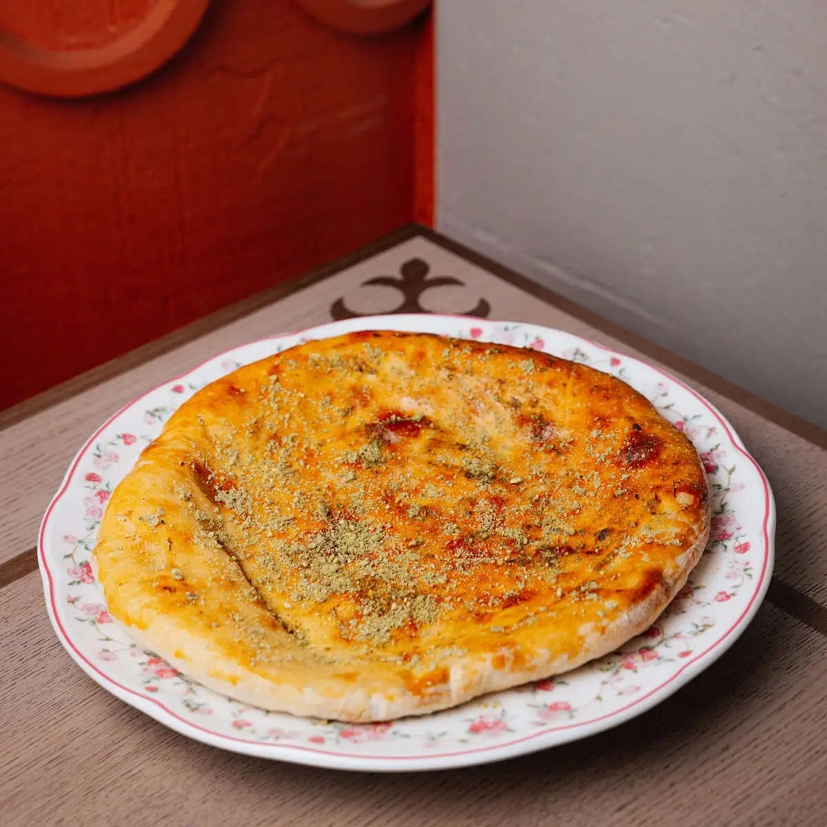 Хачапури с 6 видами зелени и ткемали из зеленой алычи