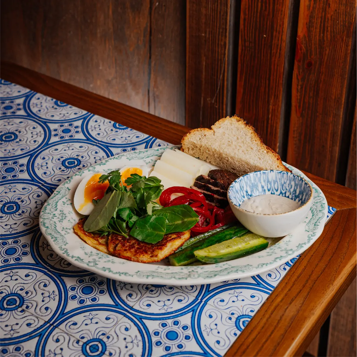 Завтрак с ростбифом и драниками