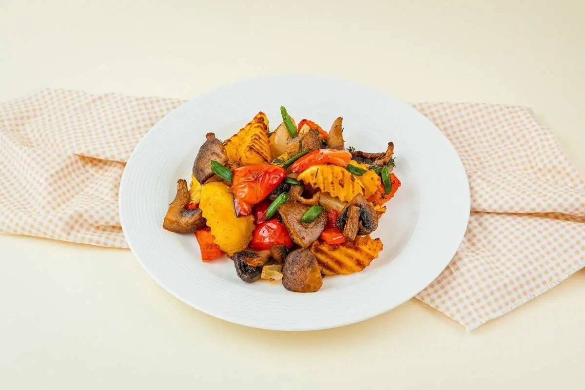 Жаркое с грибами