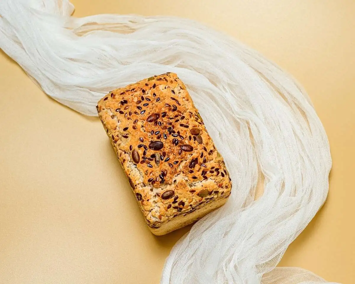 Хлеб безглютеновый серый с семечками