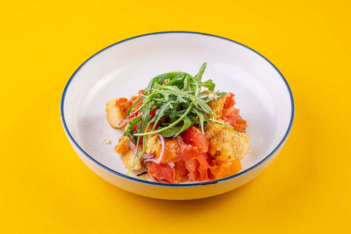 Постный салат  Панцанелла