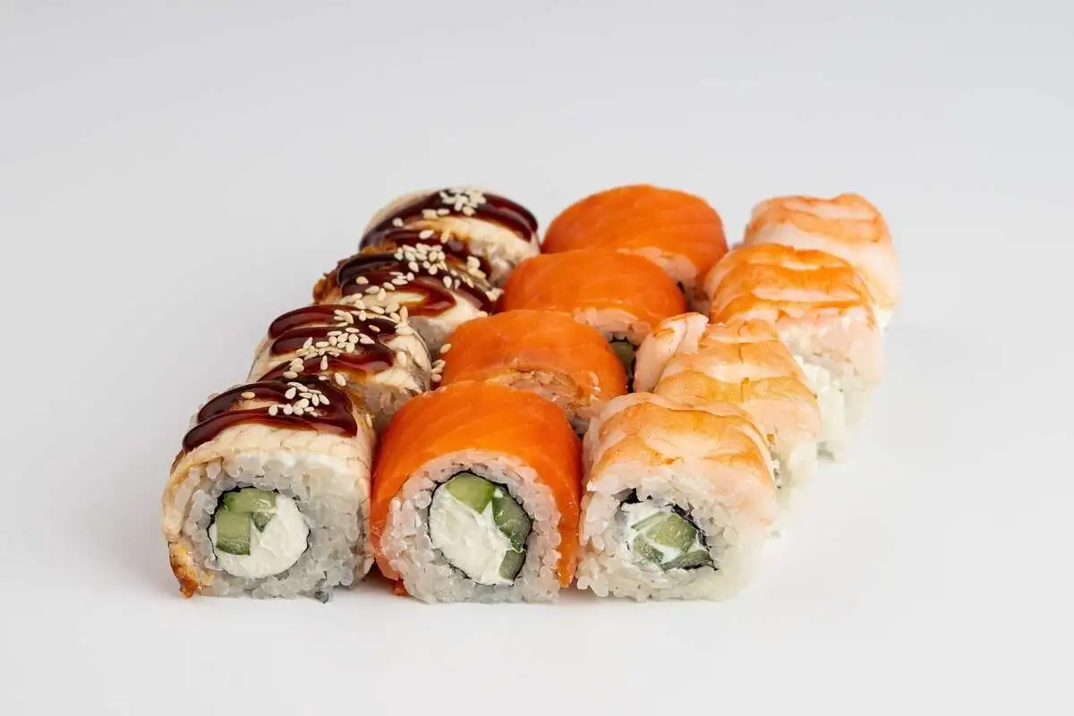 Сет роллов Канада