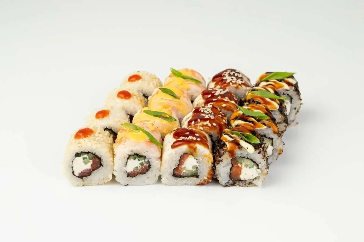 Сет роллов Инь-Ян