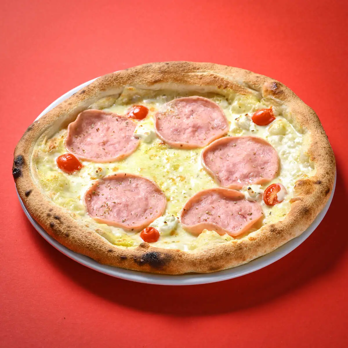 Пицца Ветчина с сырном соусом