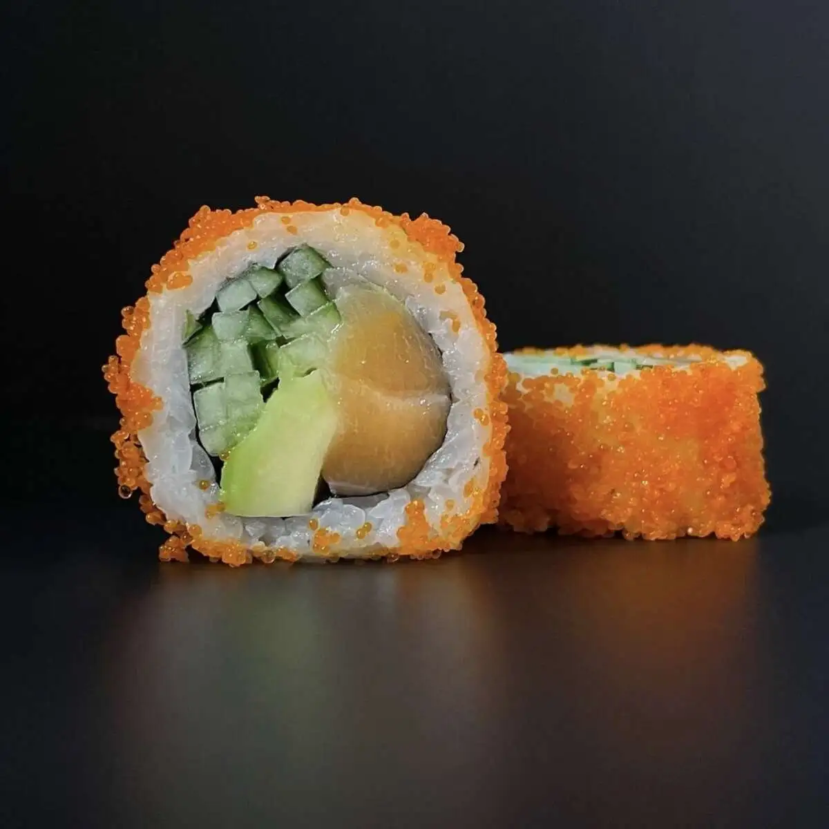 Калифорнийский тобико сяке