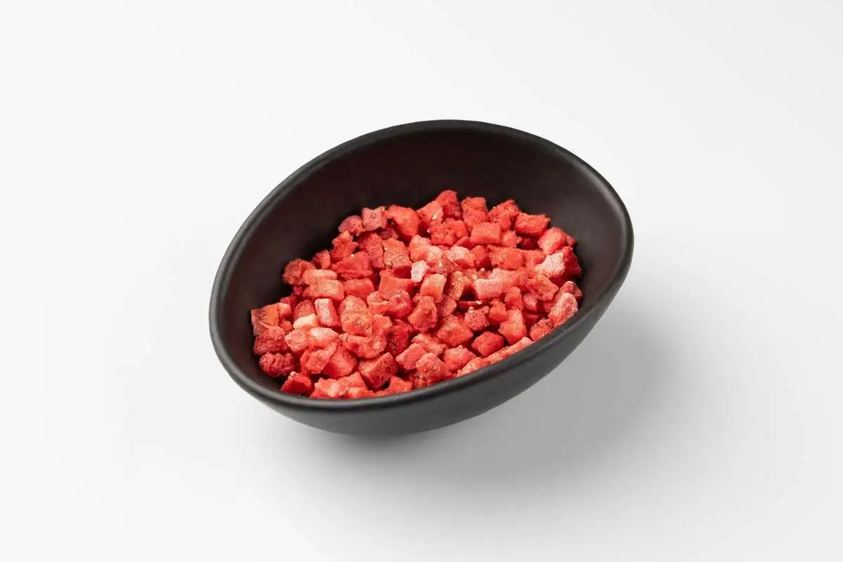 Клубничная крошка, 5 г